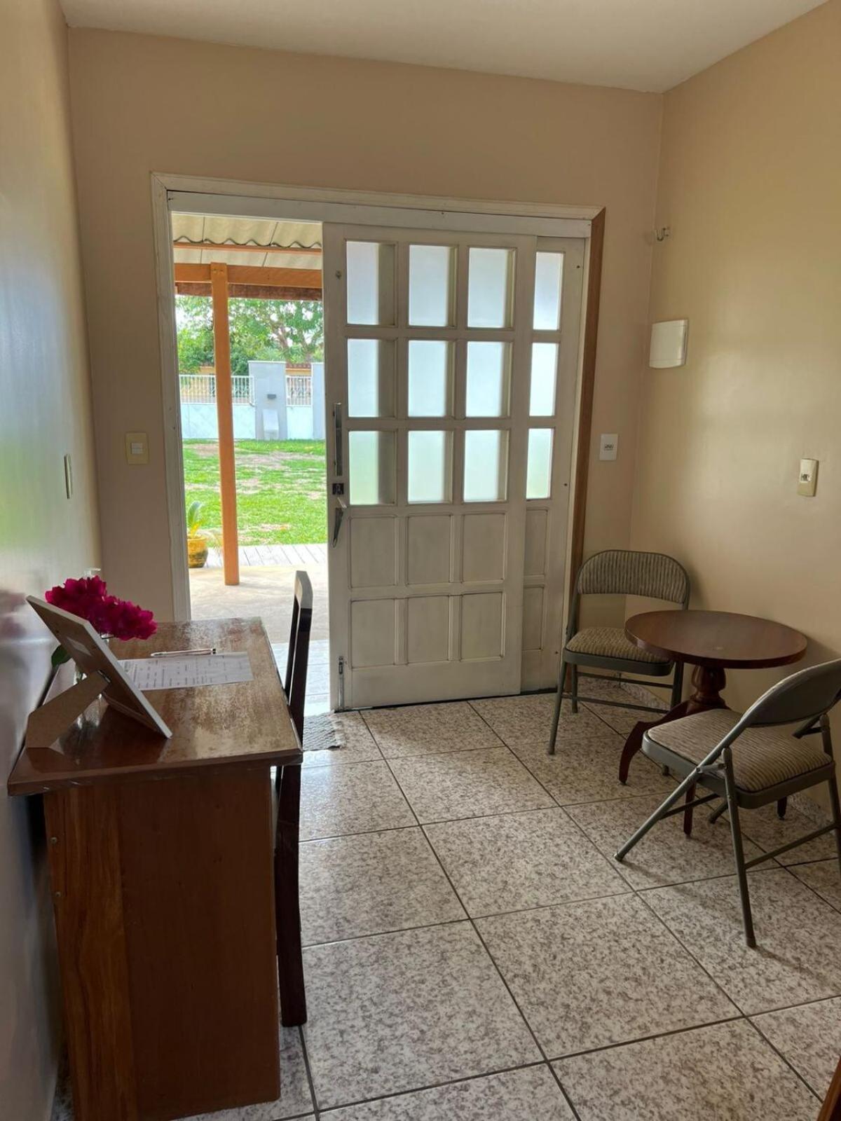 Casa Bouganville - Quarto Com Cozinha بلدية نوفو إيراو المظهر الخارجي الصورة